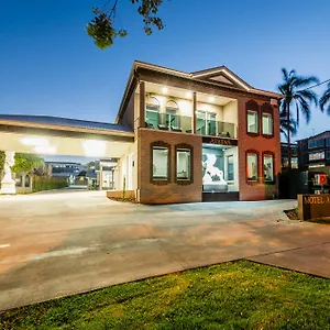 https://athena-motel-apartments.queenslandhotels.net