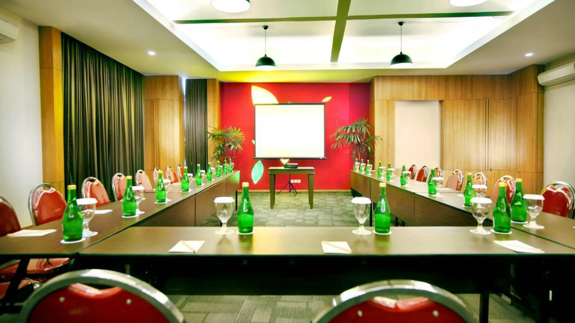 Primera Hotel Seminyak