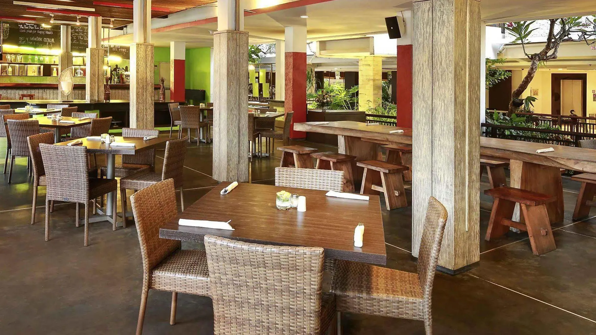 Primera Hotel Seminyak
